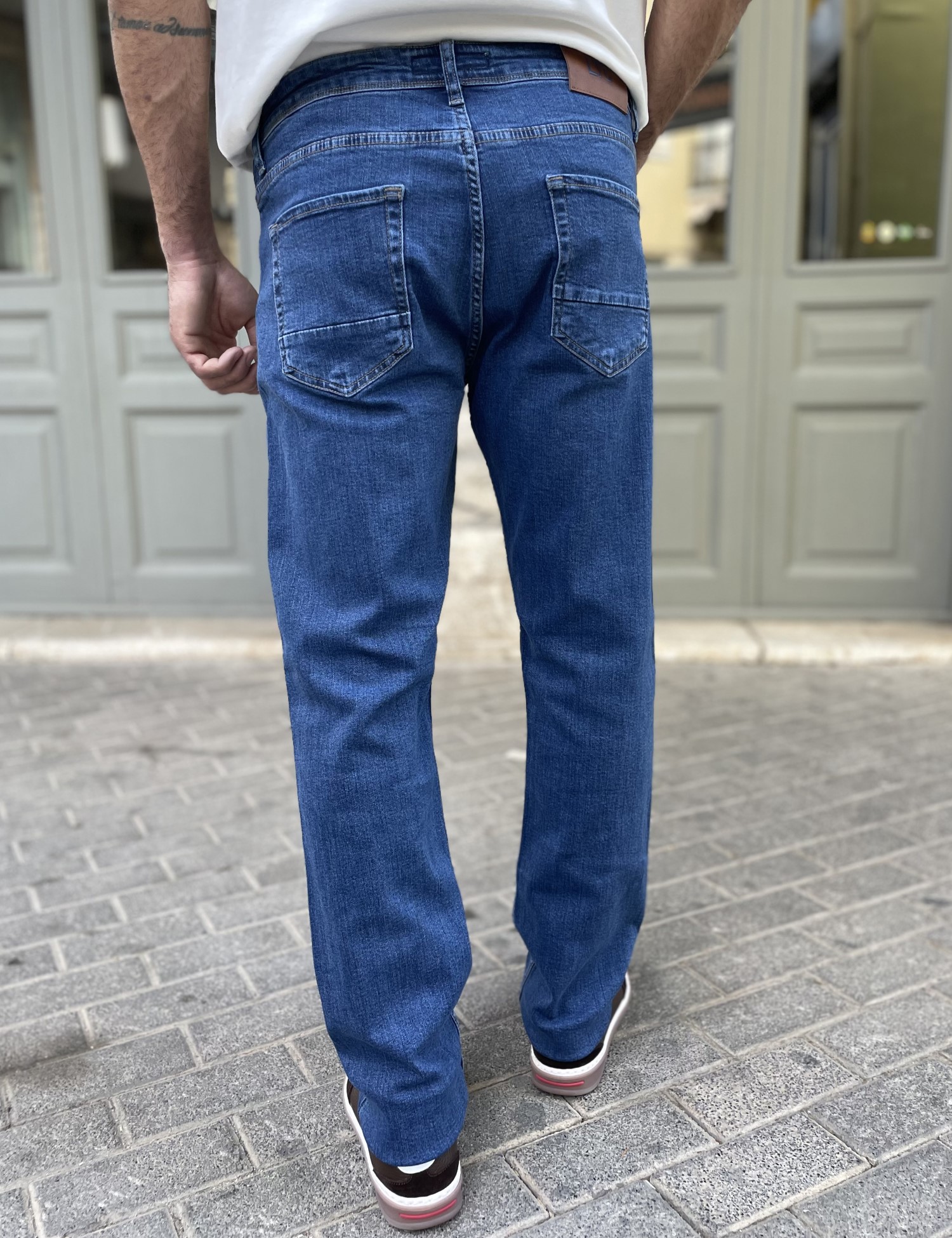 Ανδρικό μπλε ανοιχτό τζιν ελαστικό σε ίσια γραμμή με φερμουάρ LC17297 φωτογραφία